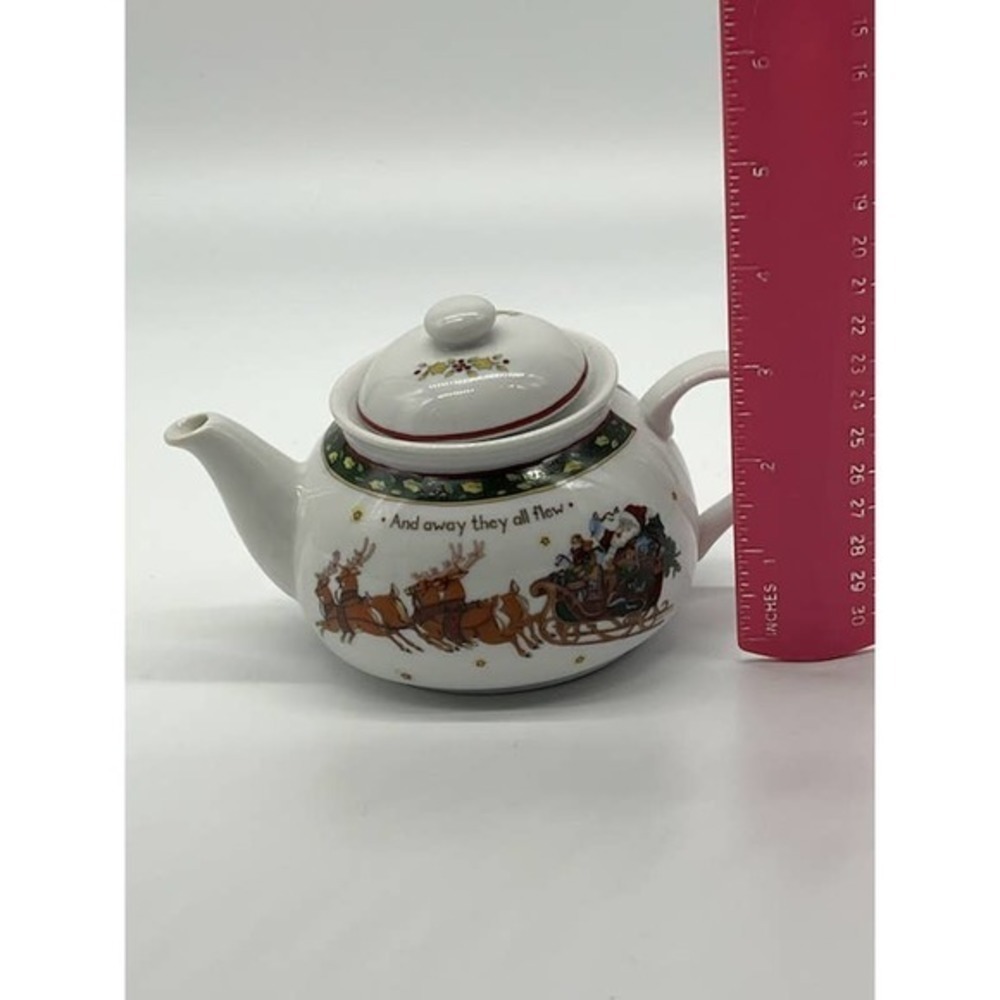 Portmeirion Studios Fine Translucent Porcelain Mini Christmas Teapot - Picture 3 of 10
